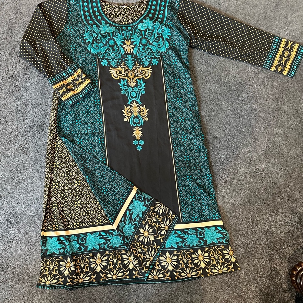 NWOT Elegant Black and Teal Tunic (Long Blouse, Kameez)